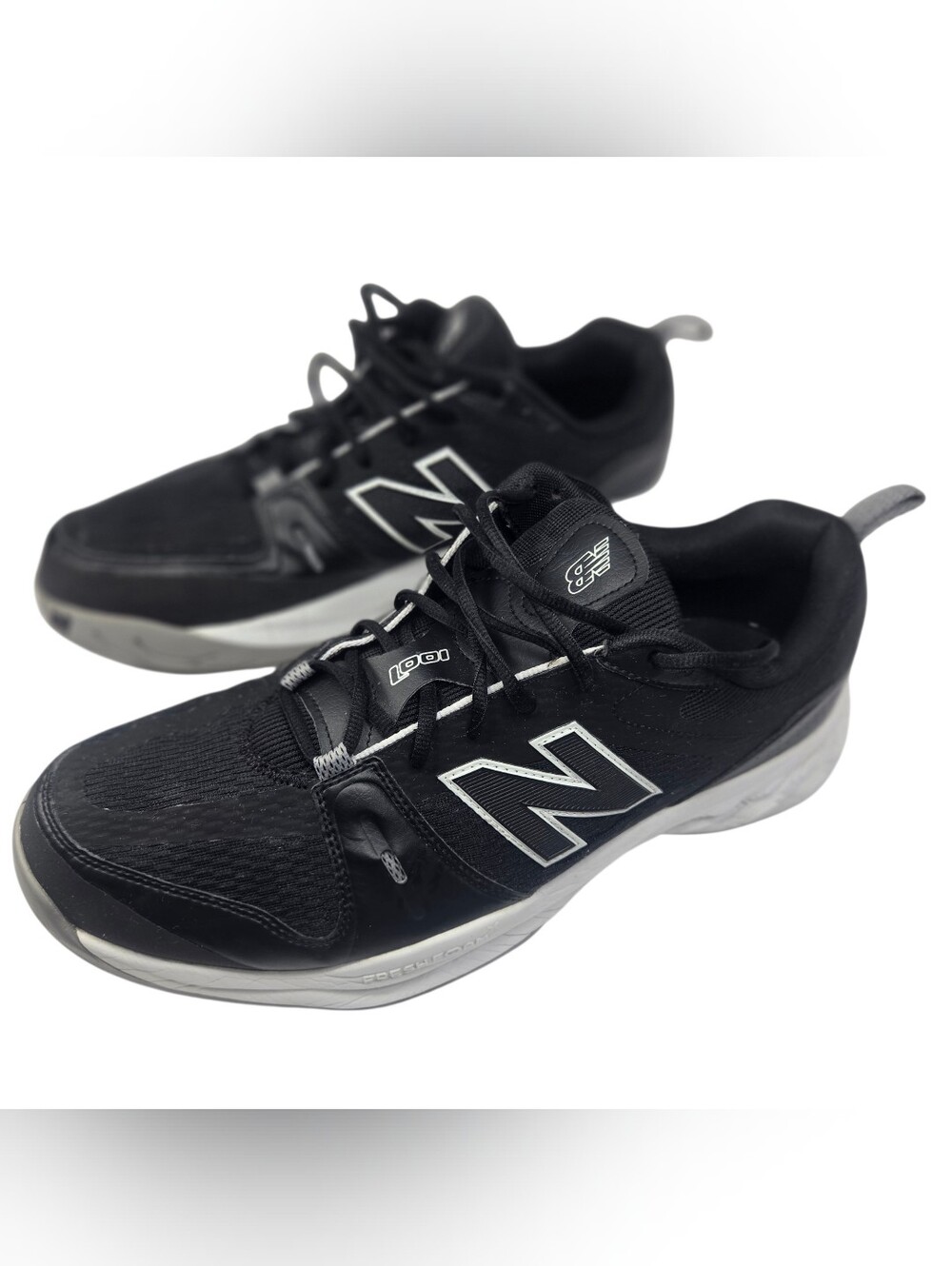 New Balance Black and White Men's Athletic Sneakers. Size 15